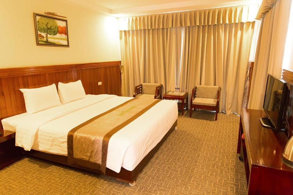 Vinh Plaza Hotel Eksteriør bilde