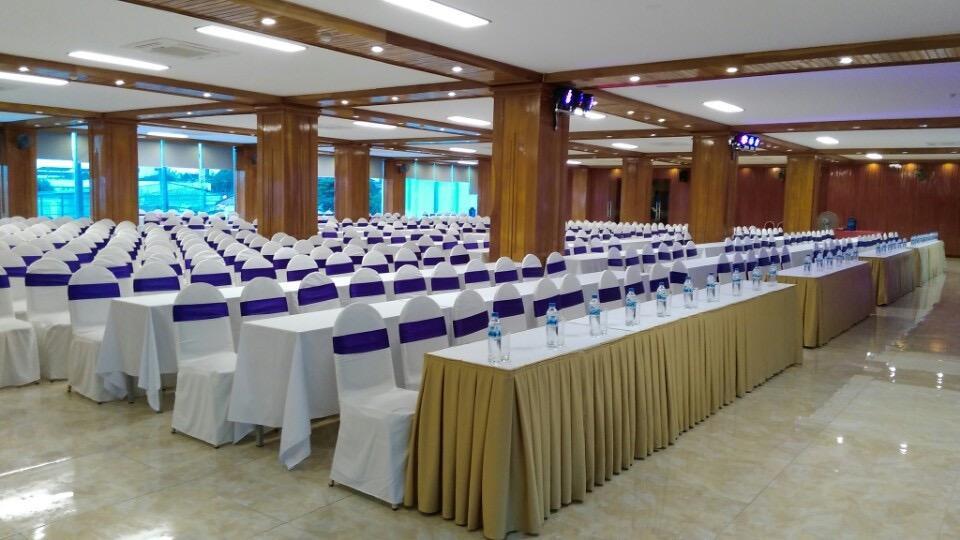 Vinh Plaza Hotel Eksteriør bilde
